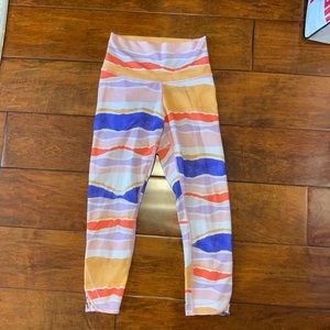Nearly brand new Lululemon cropped leggings